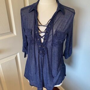 Siren Lily-Maternity top. Size medium,3/4 sleeve.